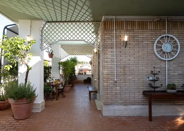 Luxury San Pietro Apartment *