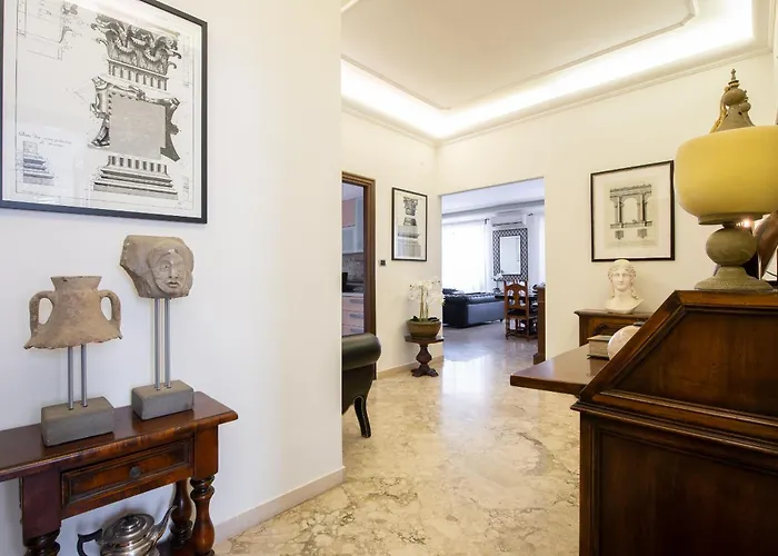 Luxury San Pietro Apartment Rome